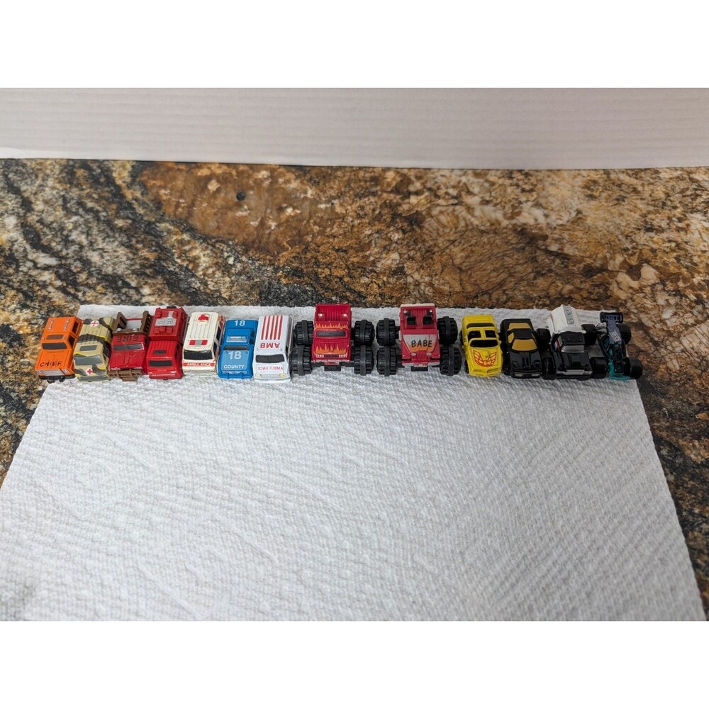 Micro Machines Lot & Random Vehicles - Picture 2 of 8